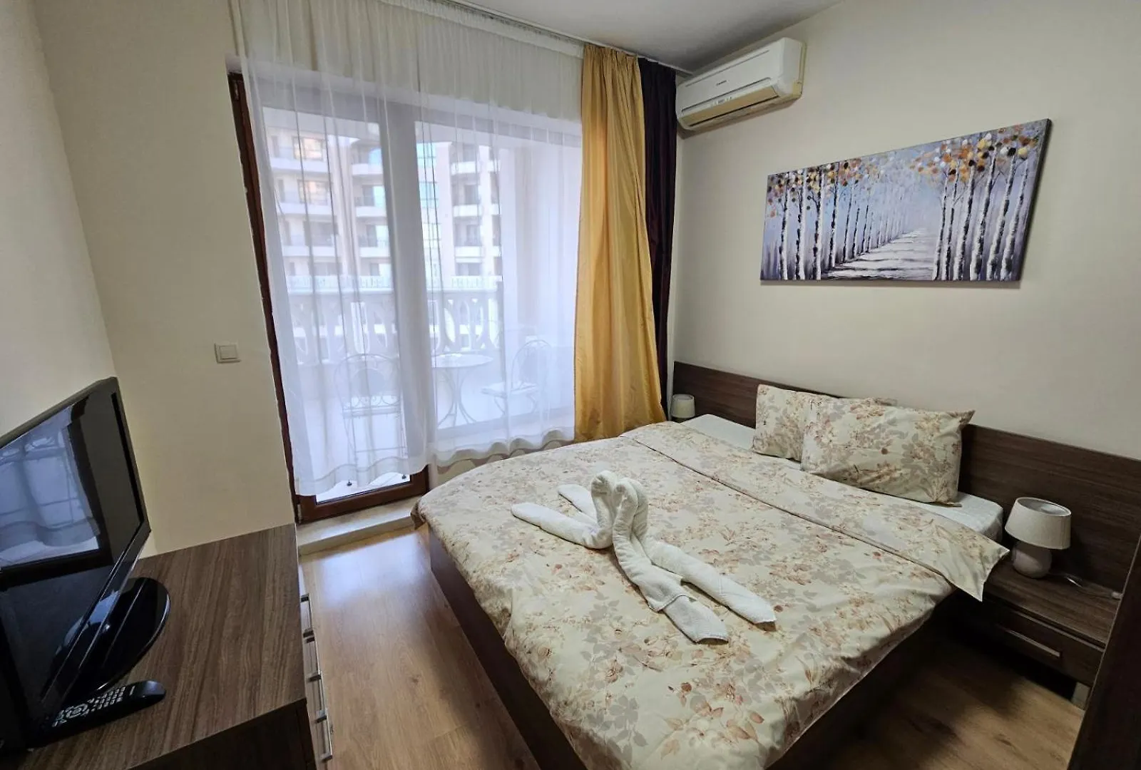 Elegantz Apartments 2 Варна 0*,